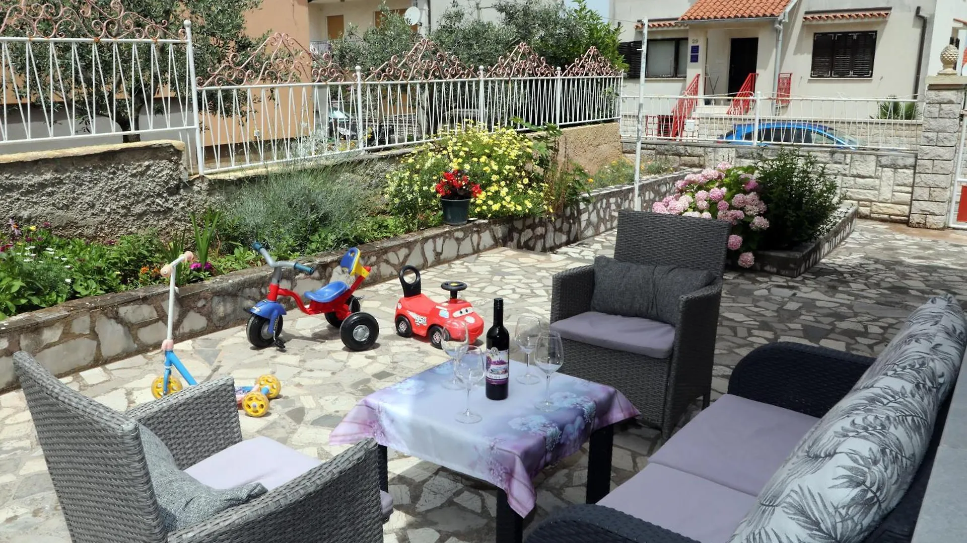 Apartman Modry Pula 0*,  Kroatien